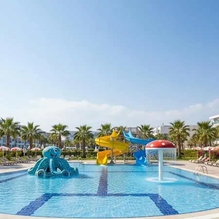 فندق The Divan Ant