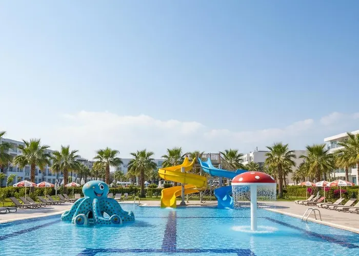 Отель The Divan Ant