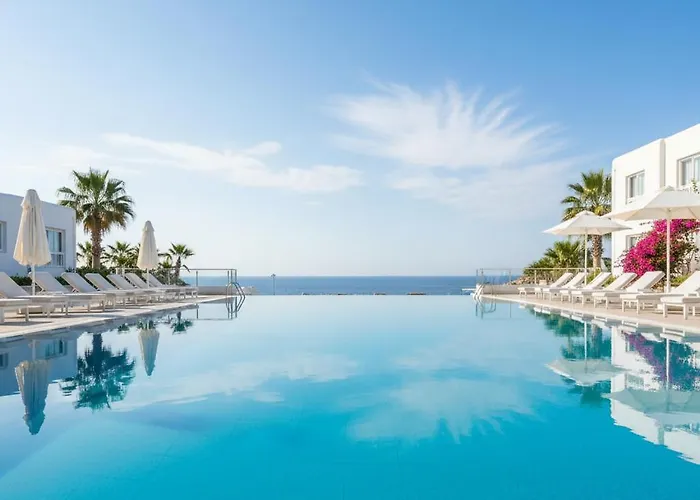 Отель The Divan Ant